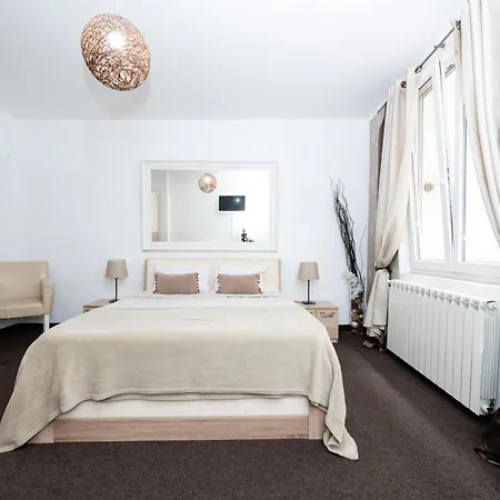 Cba شقة بلغراد